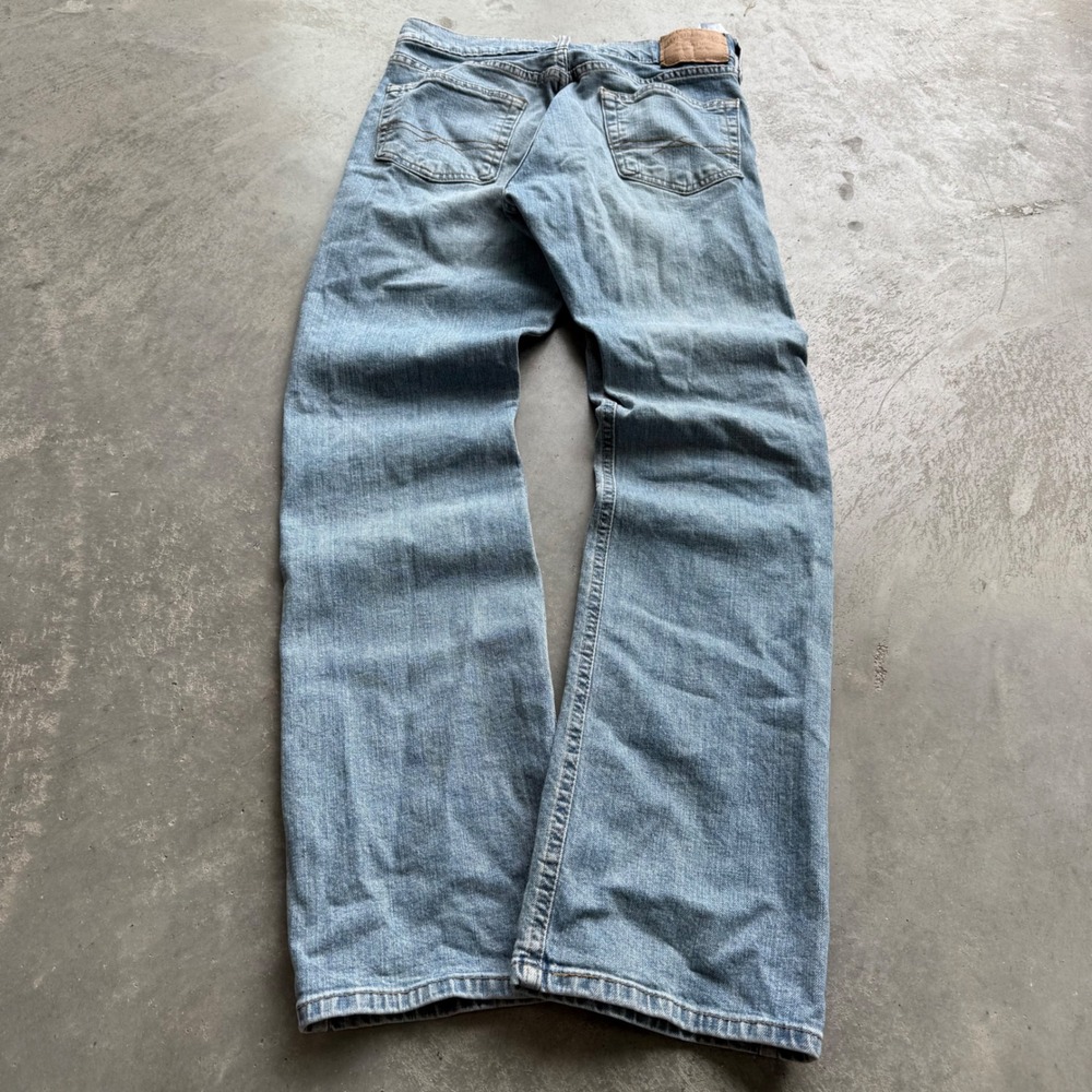 Levi Strauss Signature Bootcut Jeans Medium Wash Denim Blue Women 29x30.5
